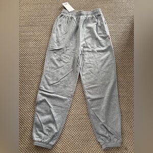 BAYSE High-Waisted Sweatpants – Grey (Size L)